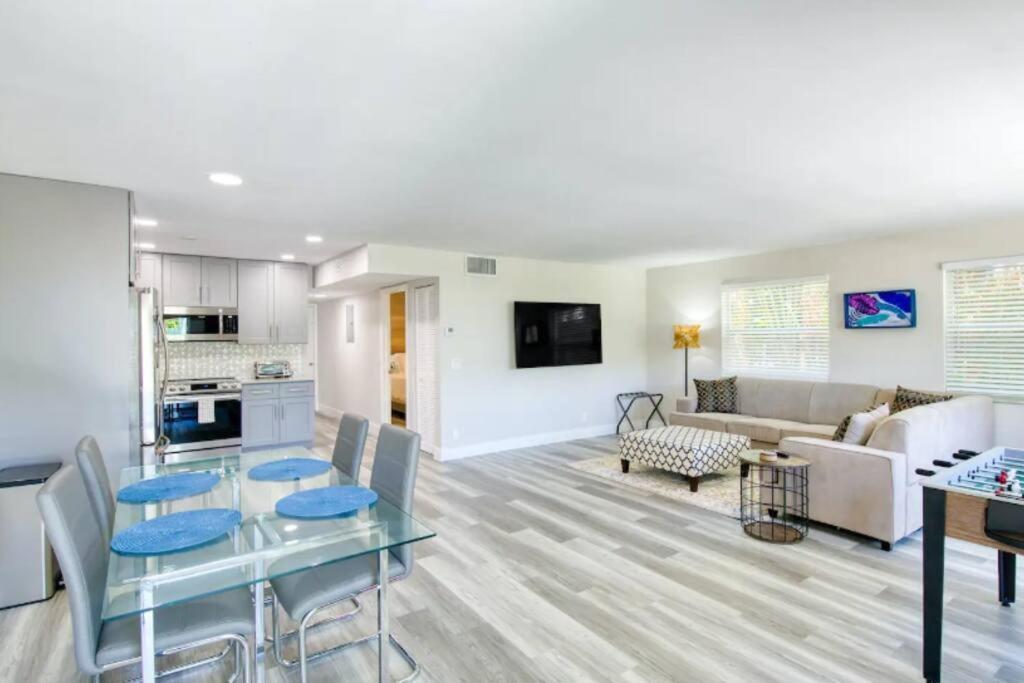 Dog Friendly Condo With Beach Access, Hot Tub, Firepit West Palm Beach Exterior foto