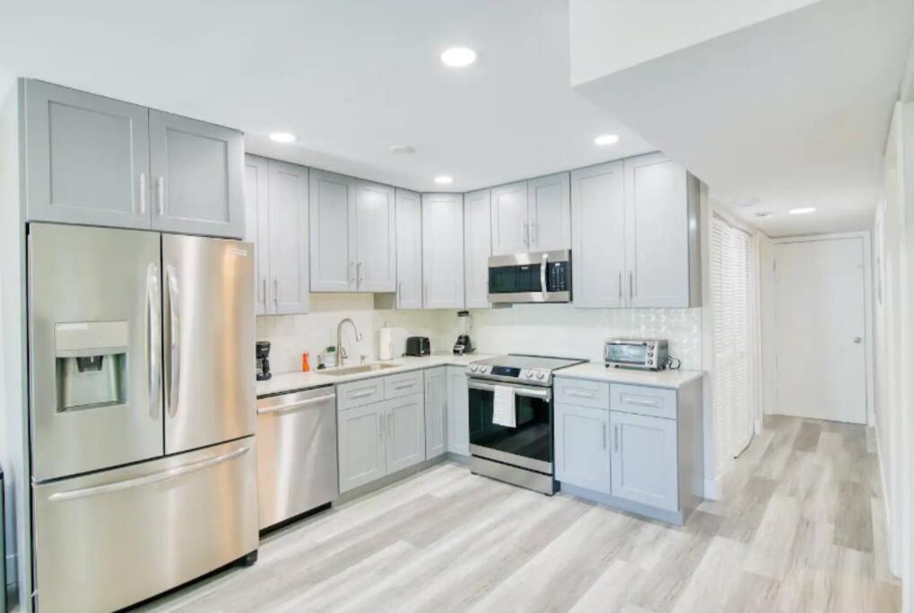 Dog Friendly Condo With Beach Access, Hot Tub, Firepit West Palm Beach Exterior foto